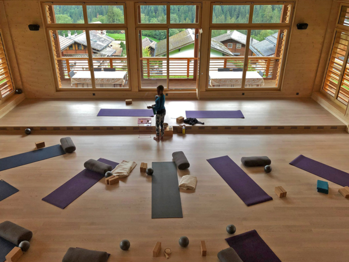 Salle de Classe | Retraite de Yoga, Champéry, Septembre 2022